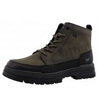 Schnürstiefel