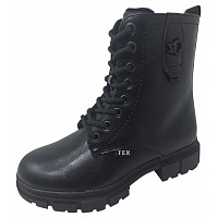 Schnürstiefel