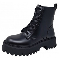 Schnürstiefel