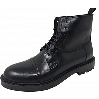 Schnürstiefel