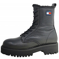 Schnürstiefel