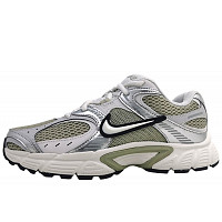 NIKE - V5 RNR - Sportschuh - beige/silver 301