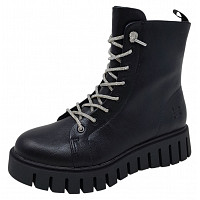 Schnürstiefel