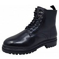 Schnürstiefel
