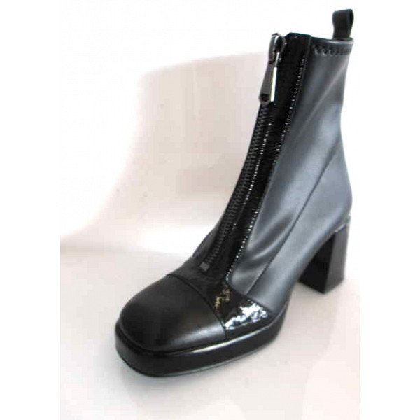 Hispanitas Stiefelette schwarz