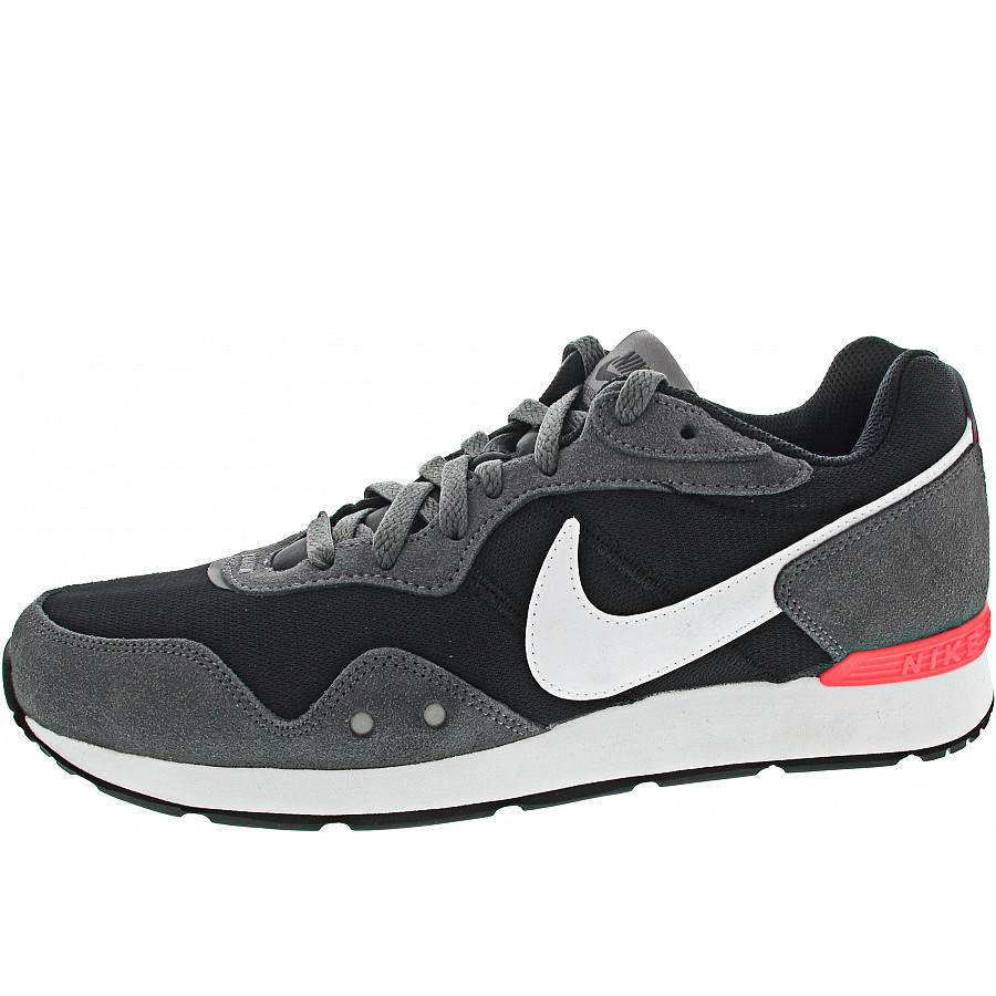 nike venture grey