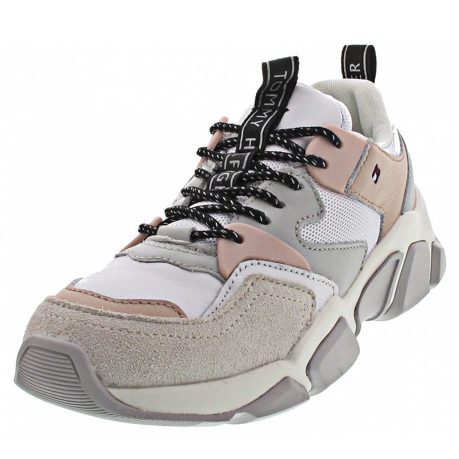 e papoutsia tommy hilfiger